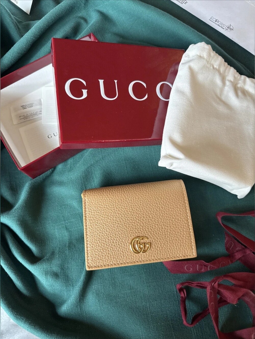 Gucci Beige Small Pebbled Leather Wallet with Gold GG
